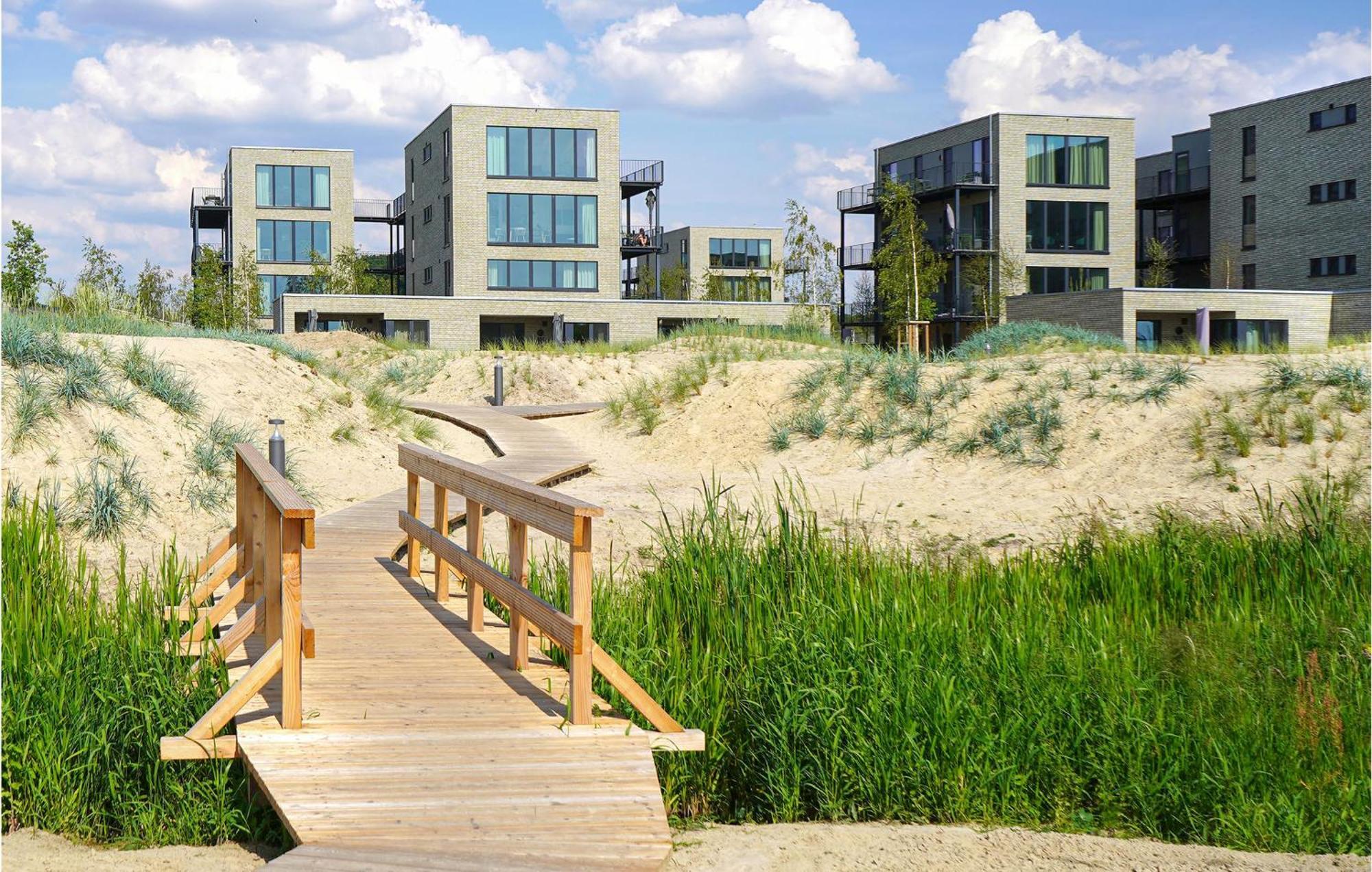 Beach Front Apartment In Lembruch-Duemmer See Exterior photo